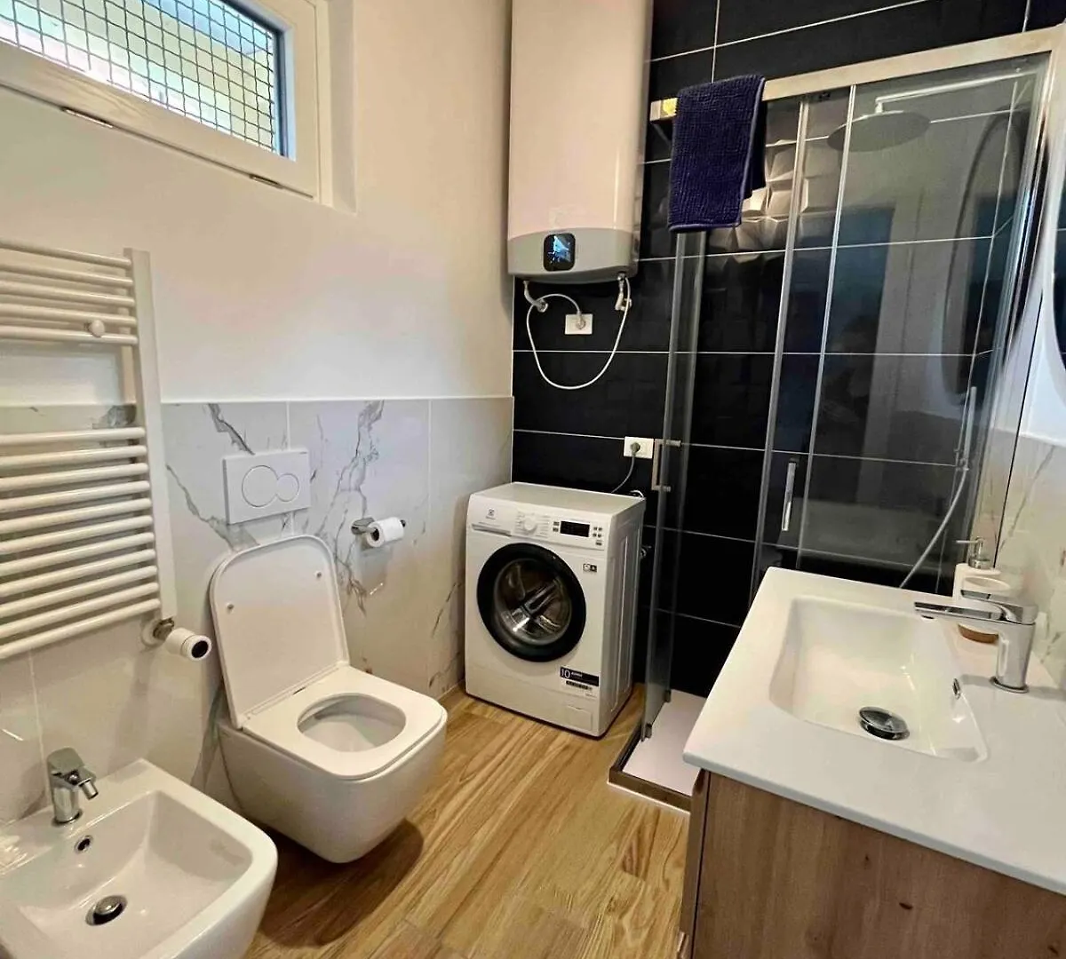 Milano Fair Apartment Перо 0*,